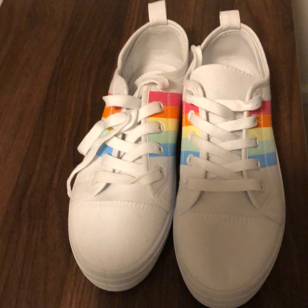 Size 6 to 8 kid girl rainbow shoes